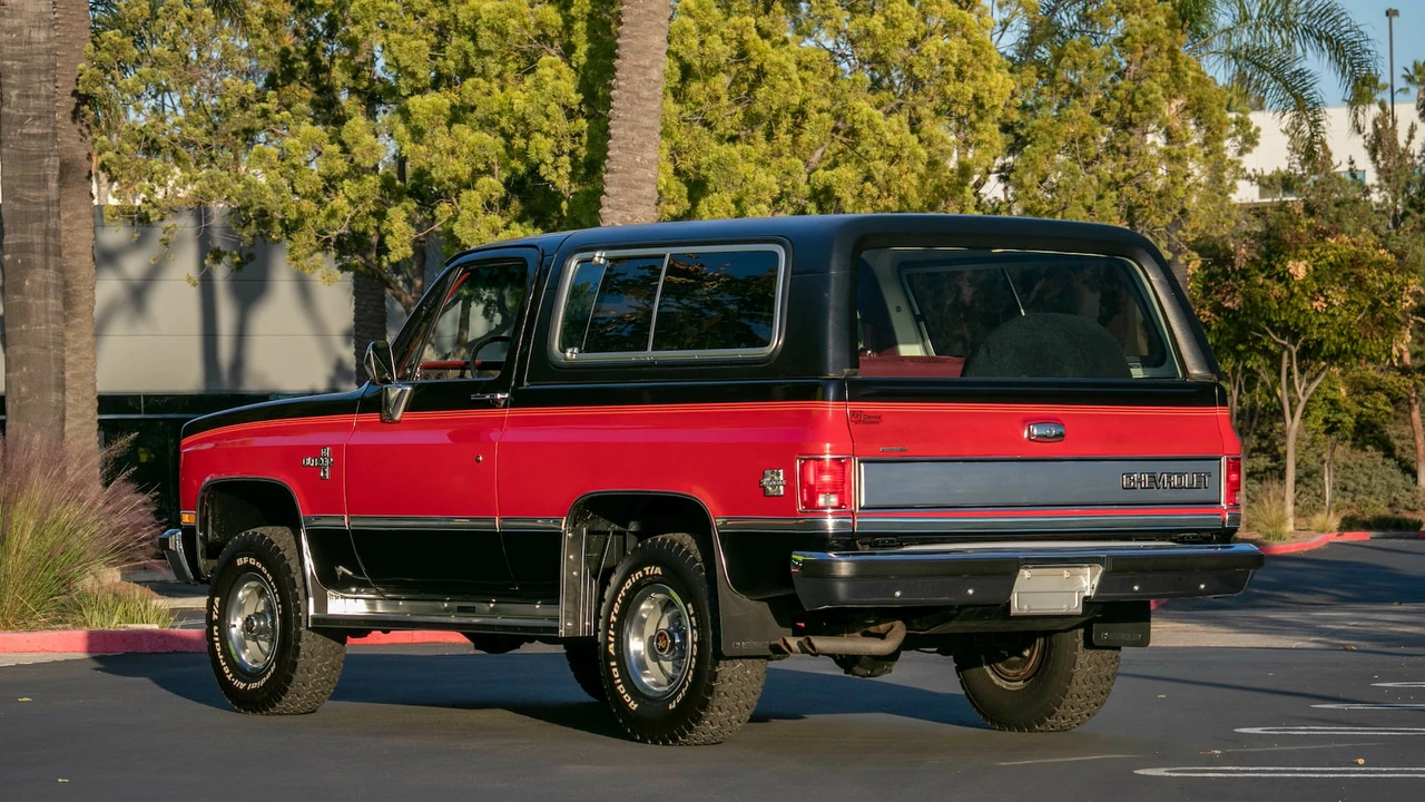 1988 Chevrolet Blazer - Image 3 of 19