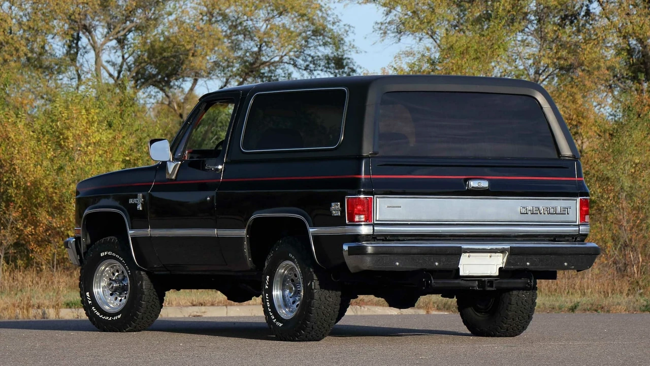 1988 Chevrolet Blazer - Image 13 of 29