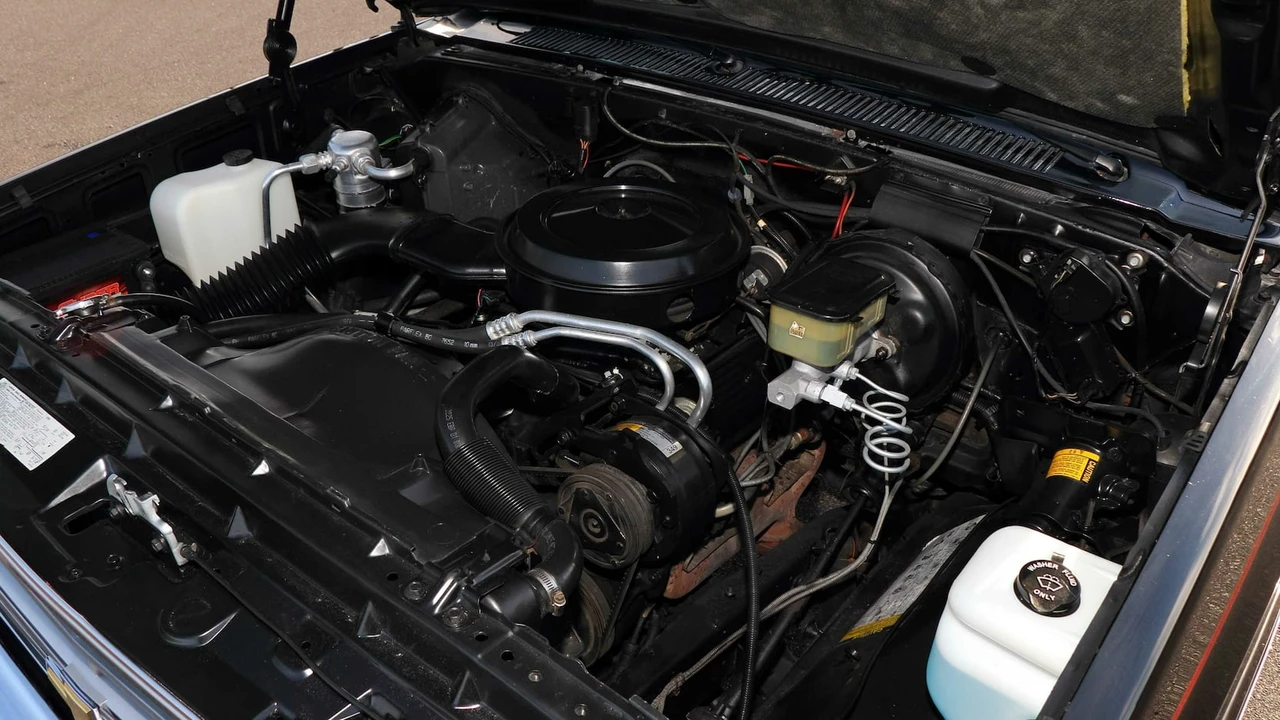 1988 Chevrolet Blazer - Image 6 of 29