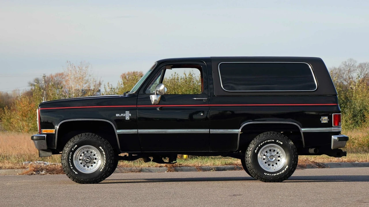 1988 Chevrolet Blazer - Image 8 of 29