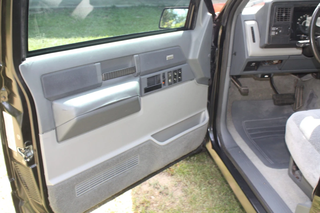 1988 Chevrolet C/K 4th Gen - Image 26 of 31