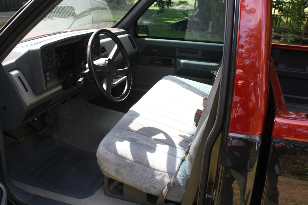 1988 Chevrolet C/K 4th Gen - Image 24 of 31