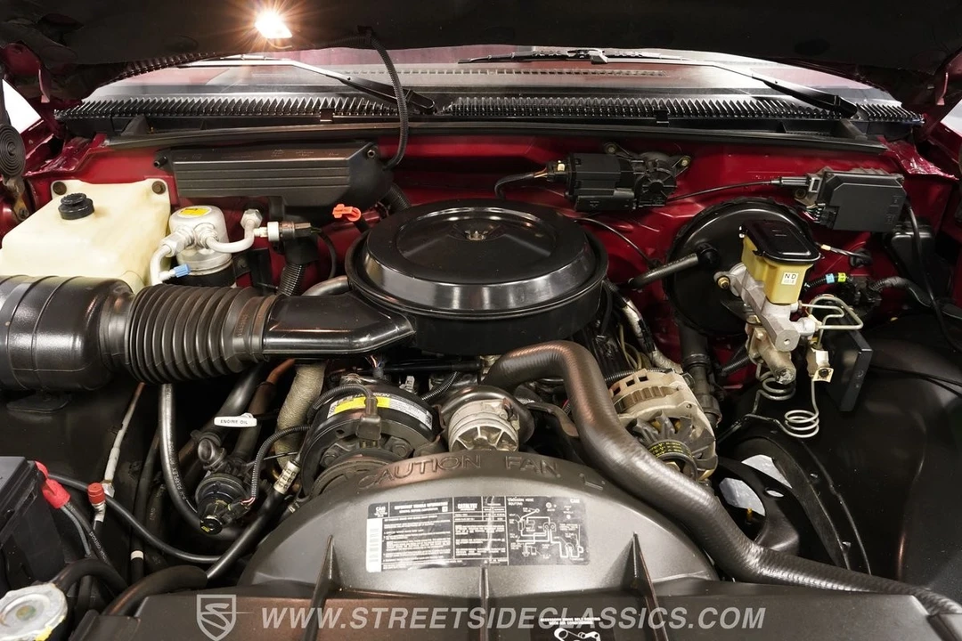 1988 Chevrolet C/K 4th Gen - Image 4 of 12