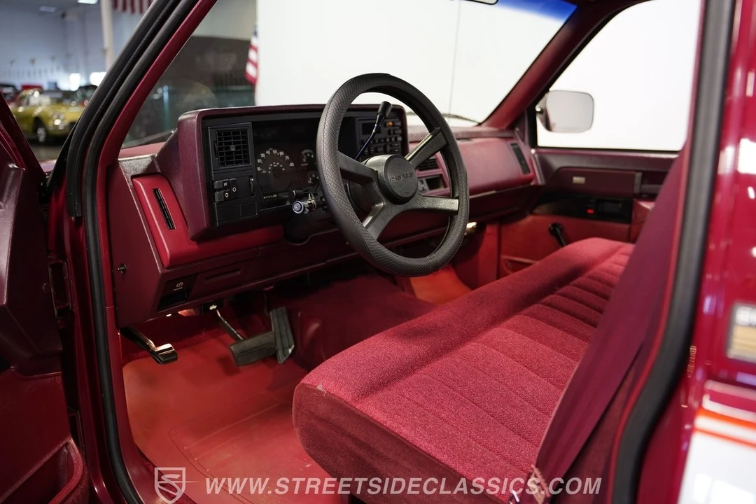 1988 Chevrolet C/K 4th Gen - Image 5 of 12