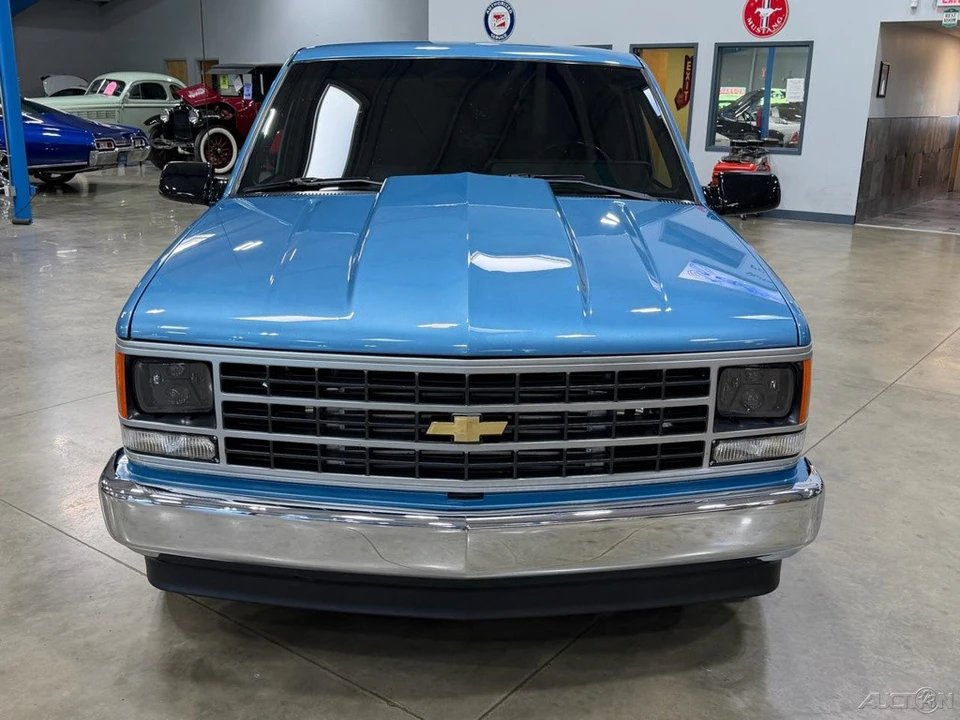 1988 Chevrolet C/K 4th Gen - Image 2 of 24