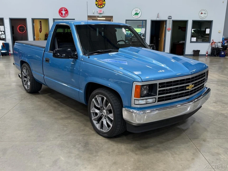 1988 Chevrolet C/K 4th Gen - Image 4 of 24