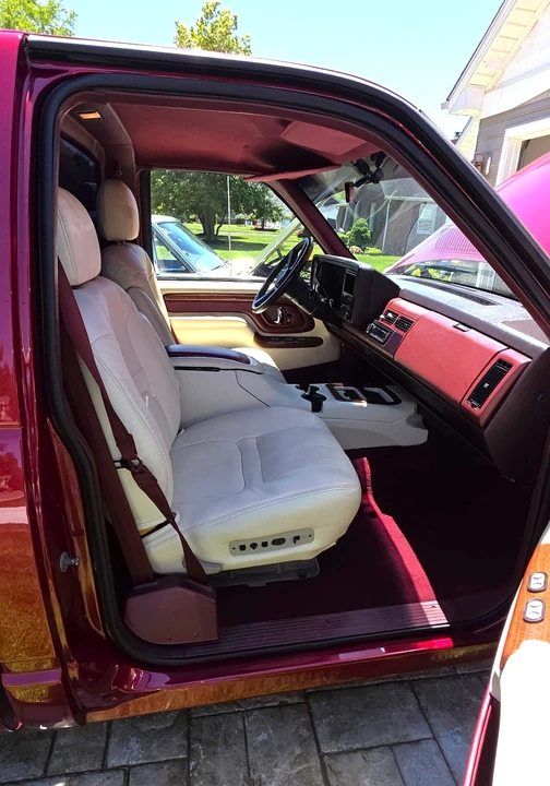 1988 Chevrolet - Image 29 of 31