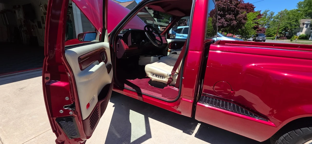1988 Chevrolet - Image 18 of 31