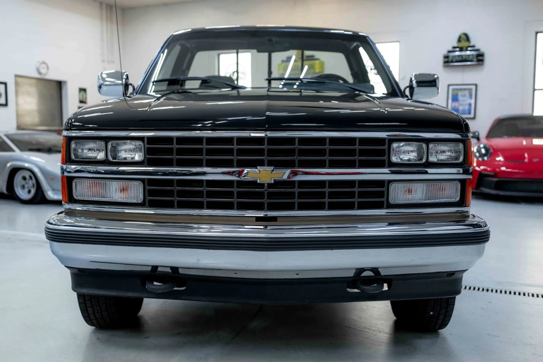 1988 Chevrolet C/K 3rd Gen - Image 4 of 12