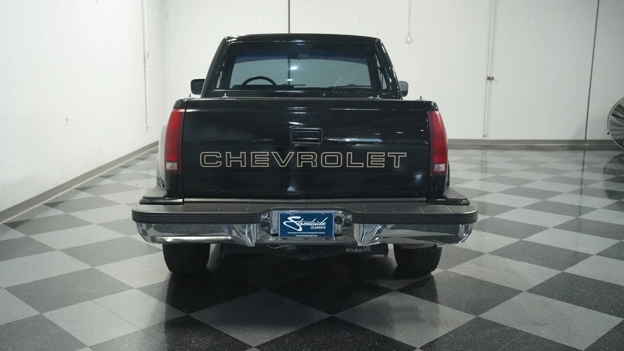 1988 Chevrolet C/K 3rd Gen - Image 10 of 12