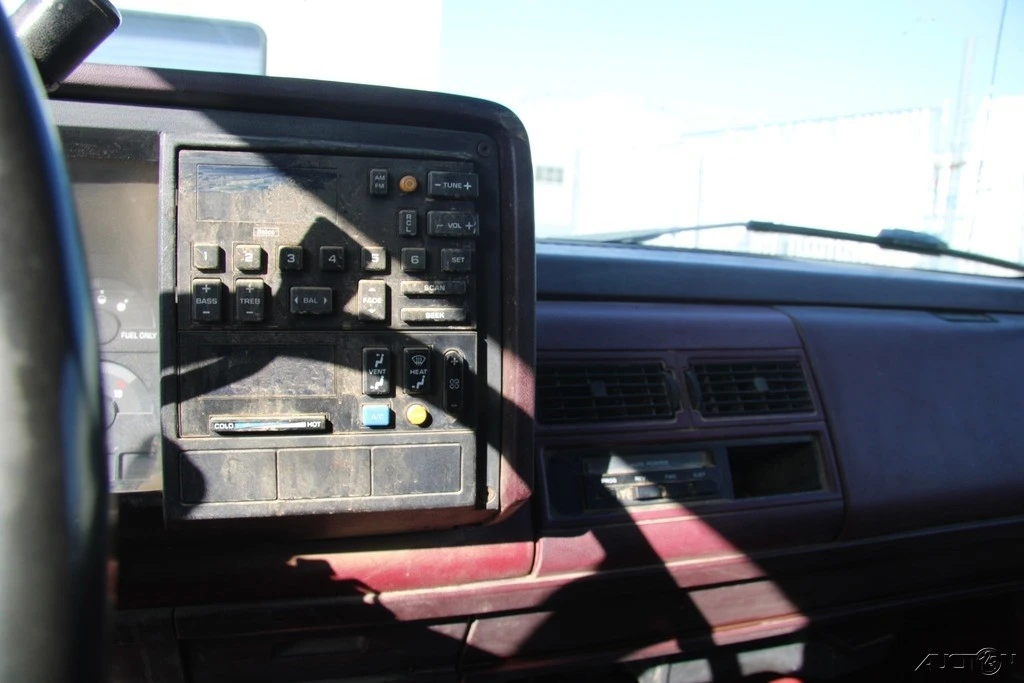 1988 Chevrolet C/K 3rd Gen - Image 16 of 21