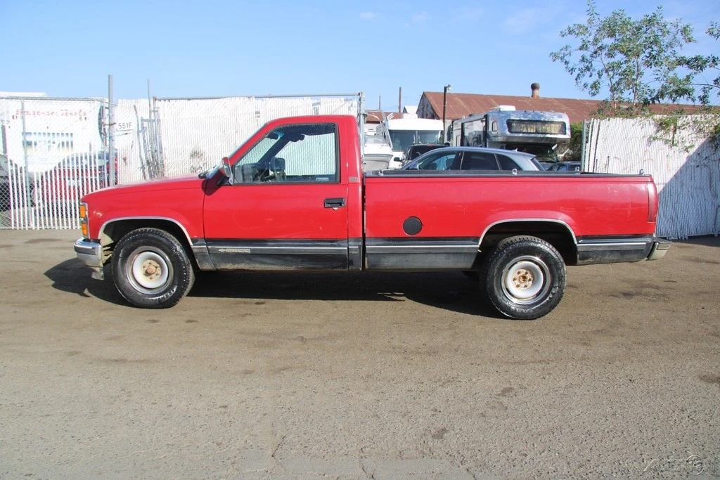 1988 Chevrolet C/K 3rd Gen - Image 4 of 21