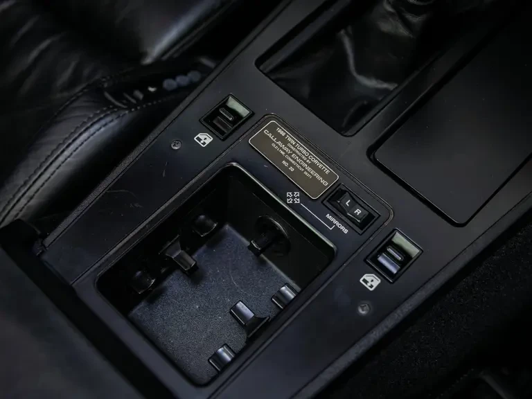 1988 Chevrolet Corvette Callaway - Image 27 of 28