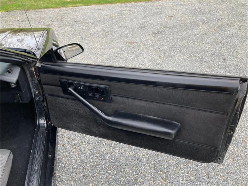1988 Chevrolet Camaro 3rd Gen - Image 17 of 31