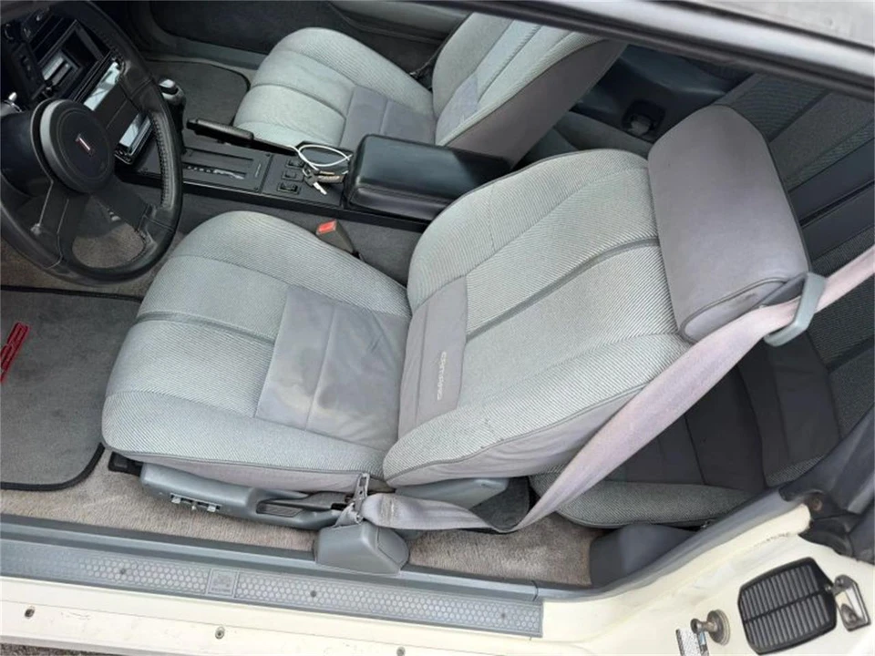 1988 Chevrolet Camaro 3rd Gen - Image 17 of 31