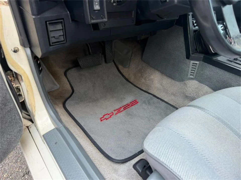 1988 Chevrolet Camaro 3rd Gen - Image 18 of 31
