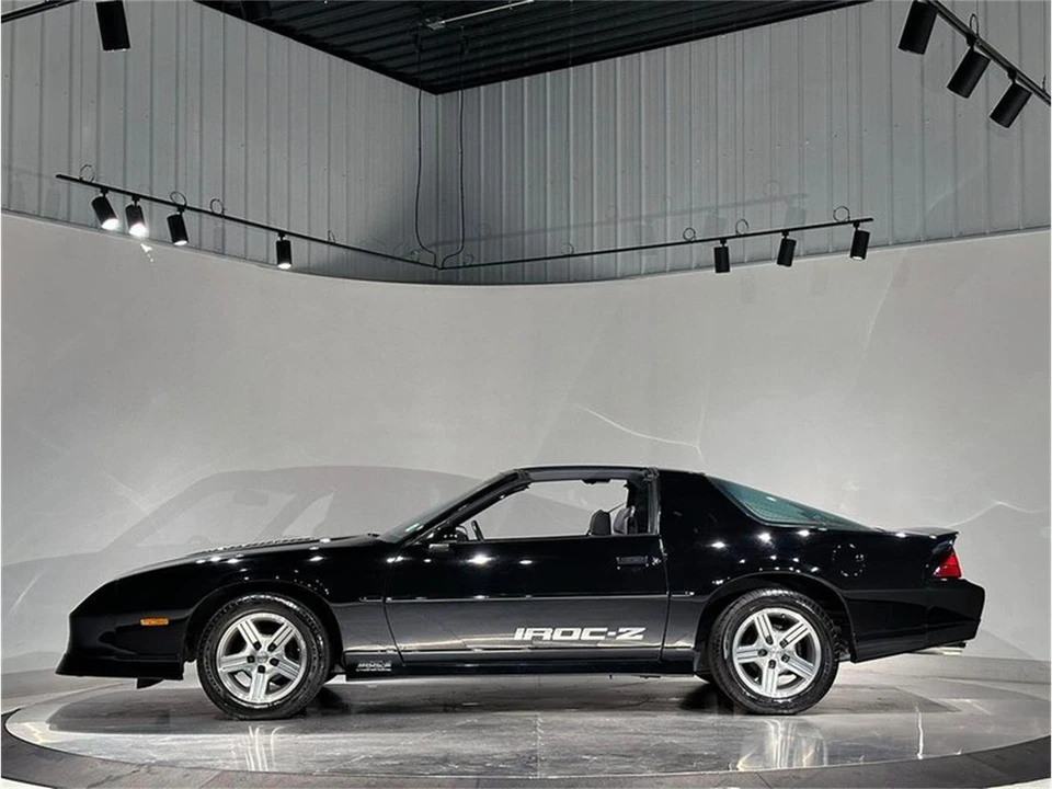 1988 Chevrolet Camaro 3rd Gen - Image 11 of 31