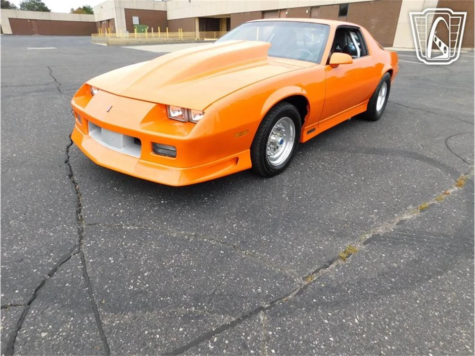 1988 Chevrolet Camaro 3rd Gen - Image 2 of 31