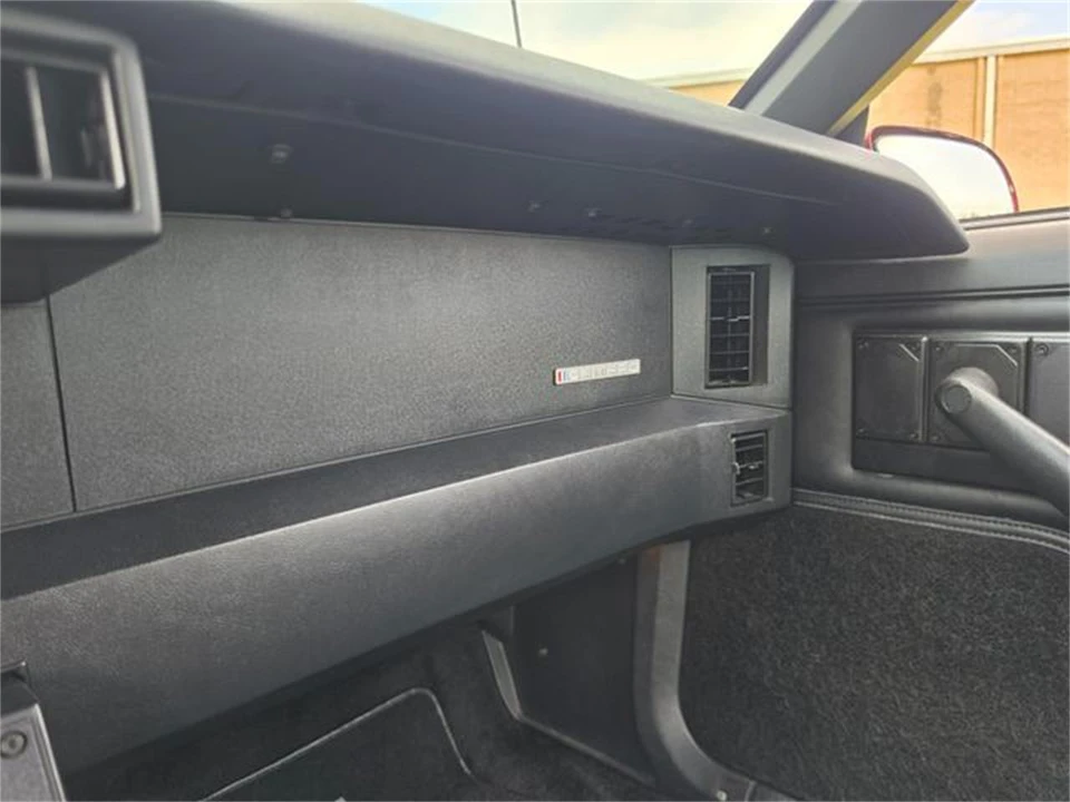 1988 Chevrolet Camaro 3rd Gen - Image 21 of 31