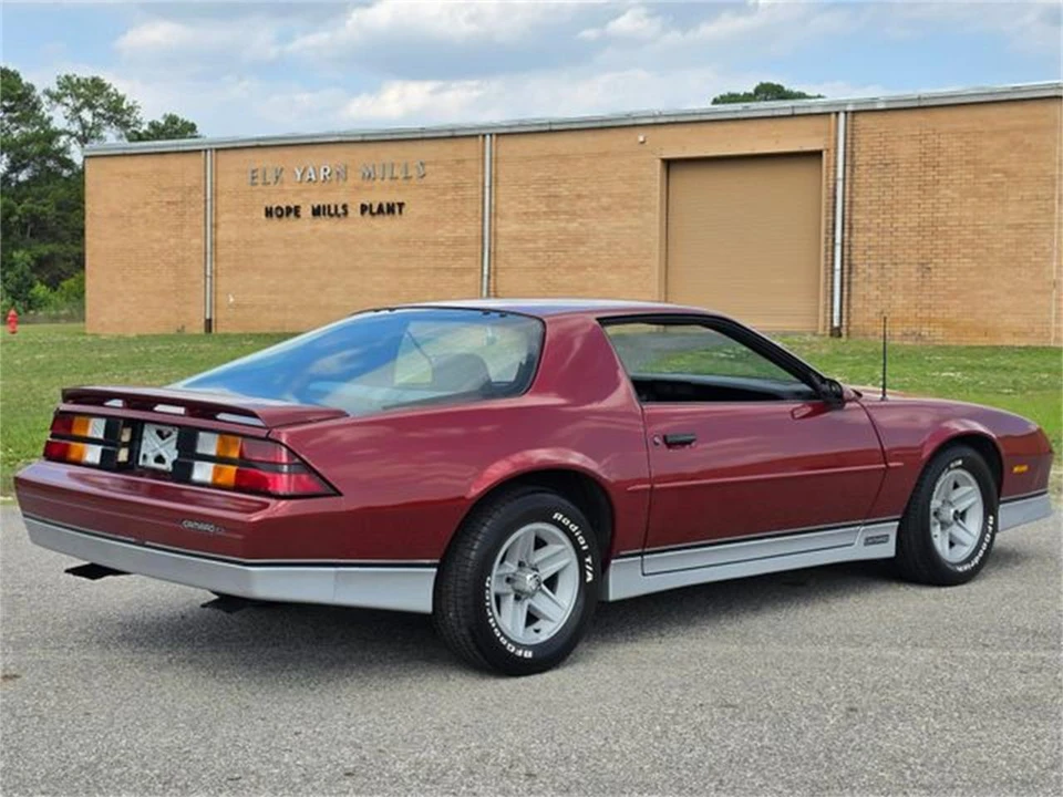 1988 Chevrolet Camaro 3rd Gen - Image 7 of 31