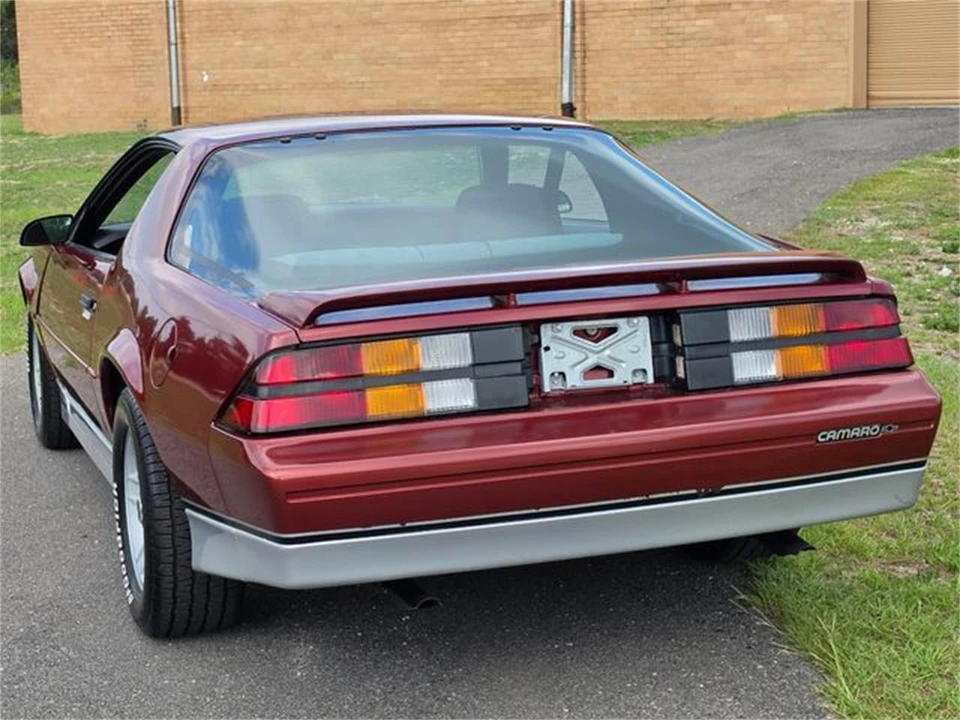 1988 Chevrolet Camaro 3rd Gen - Image 10 of 31