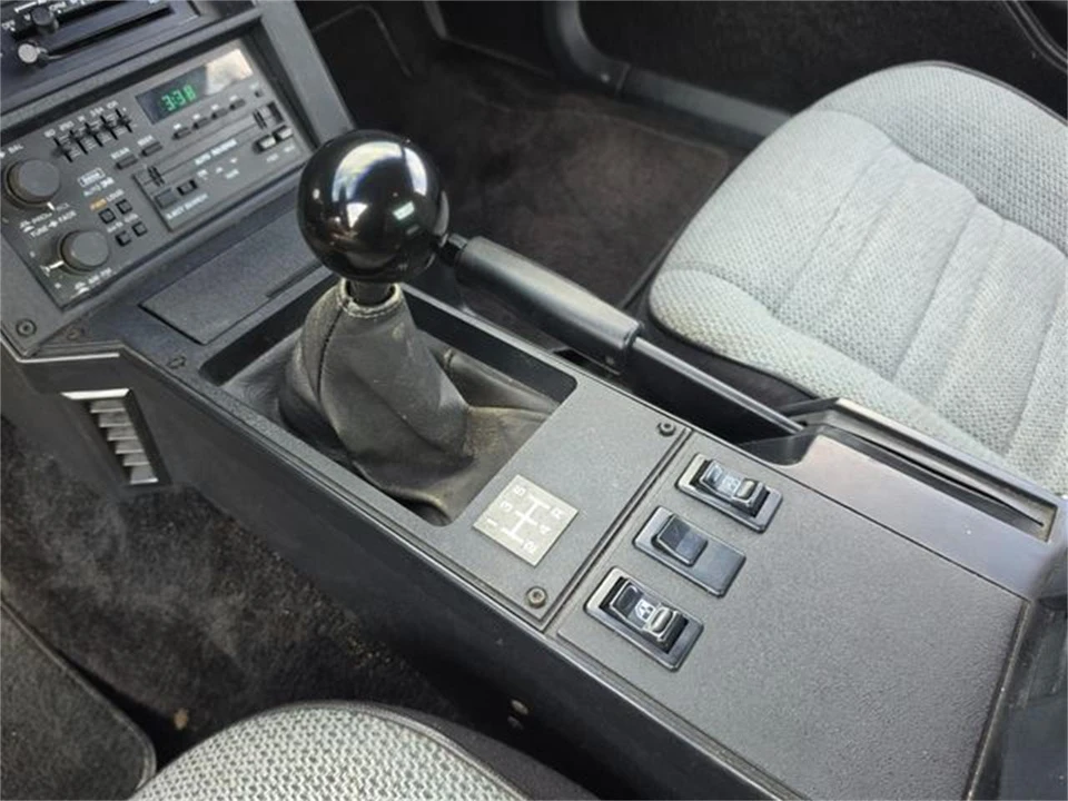 1988 Chevrolet Camaro 3rd Gen - Image 22 of 31