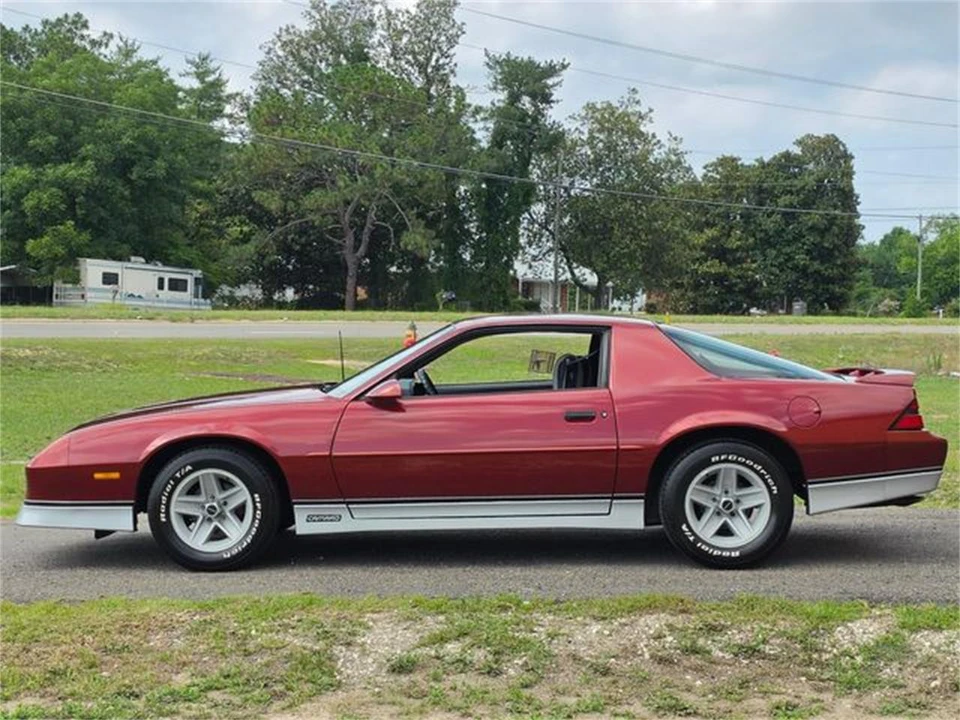 1988 Chevrolet Camaro 3rd Gen - Image 12 of 31
