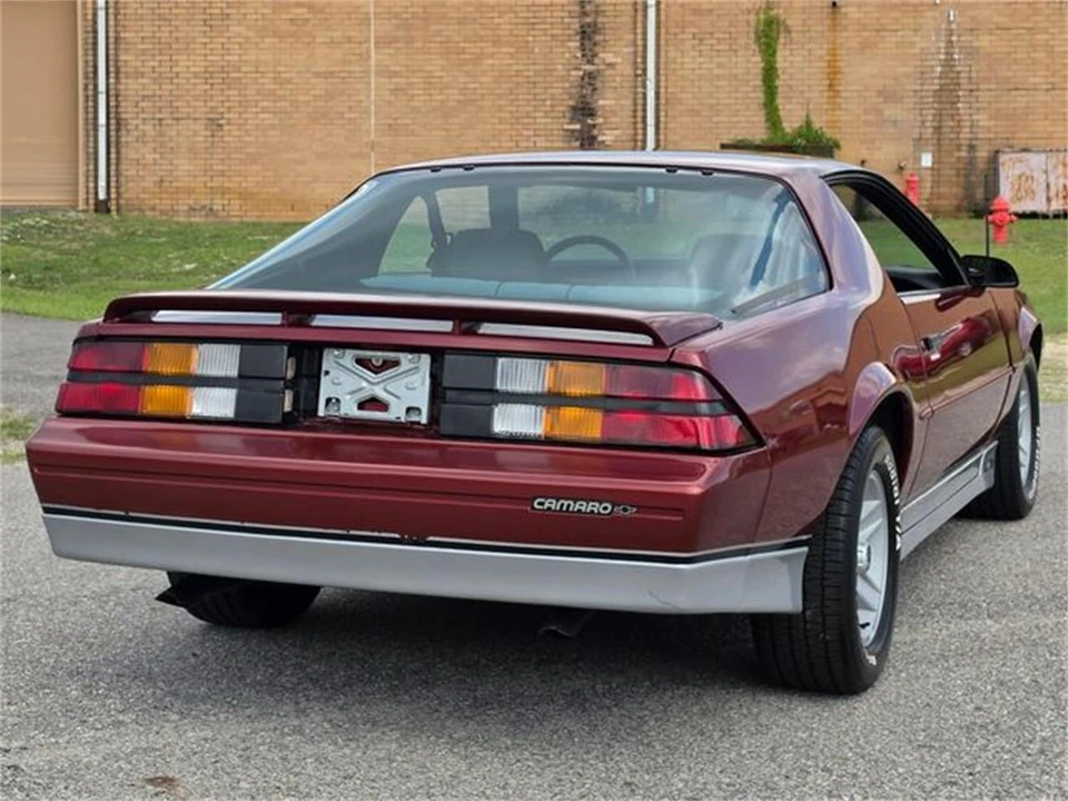 1988 Chevrolet Camaro 3rd Gen - Image 8 of 31