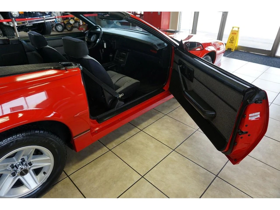1988 Chevrolet Camaro 3rd Gen - Image 25 of 31