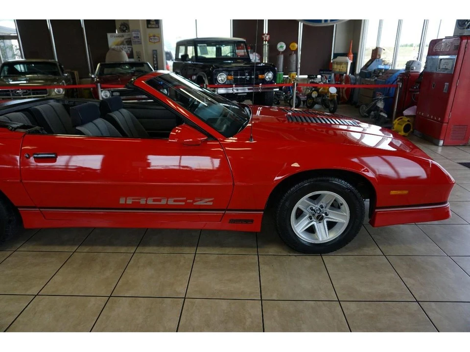 1988 Chevrolet Camaro 3rd Gen - Image 11 of 31