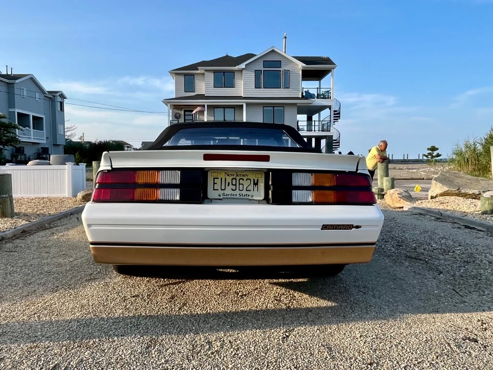 1988 Chevrolet Camaro 3rd Gen - Image 16 of 21