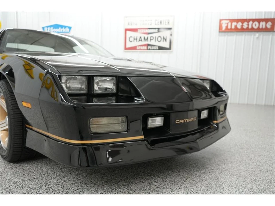 1988 Chevrolet Camaro 3rd Gen - Image 23 of 31