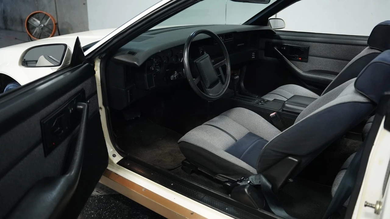 1988 Chevrolet Camaro 3rd Gen - Image 5 of 21