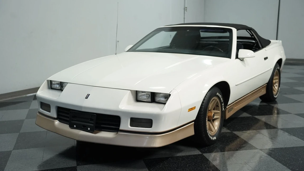 1988 Chevrolet Camaro 3rd Gen - Image 17 of 21