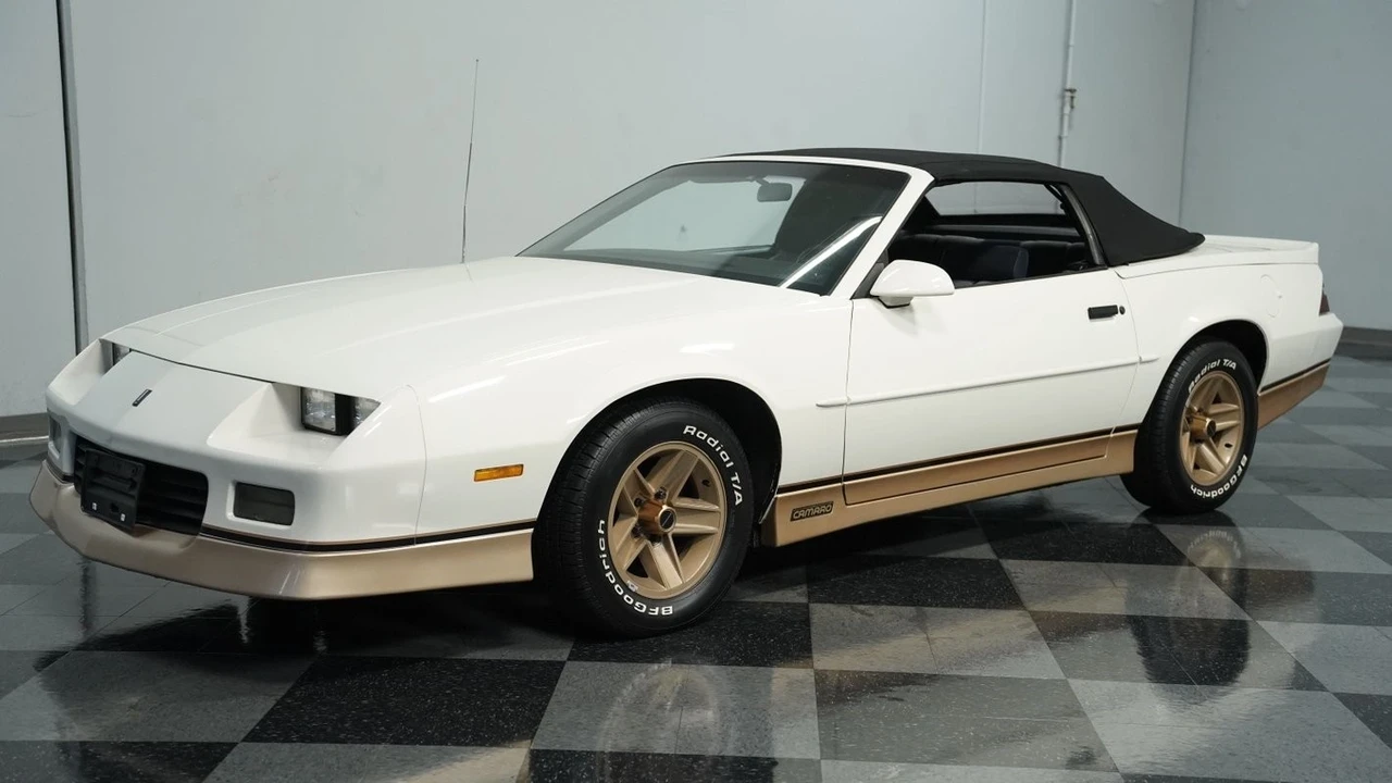 1988 Chevrolet Camaro 3rd Gen - Image 7 of 21
