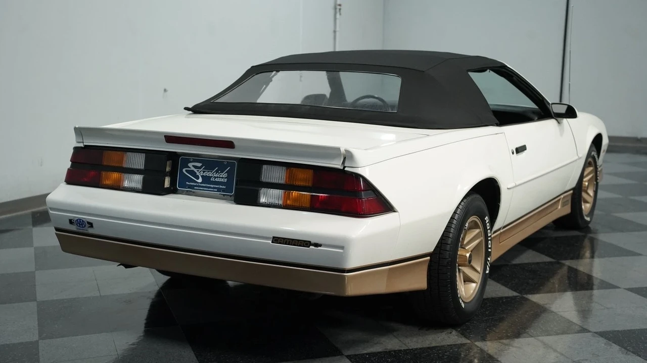 1988 Chevrolet Camaro 3rd Gen - Image 11 of 21