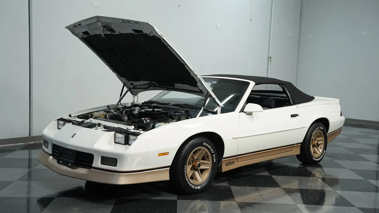 1988 Chevrolet Camaro 3rd Gen - Image 29 of 31