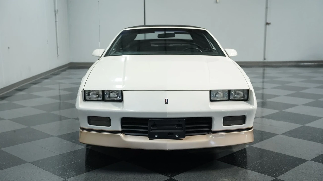 1988 Chevrolet Camaro 3rd Gen - Image 16 of 21