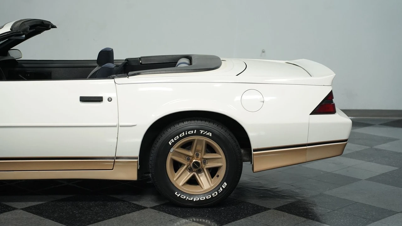 1988 Chevrolet Camaro 3rd Gen - Image 23 of 31