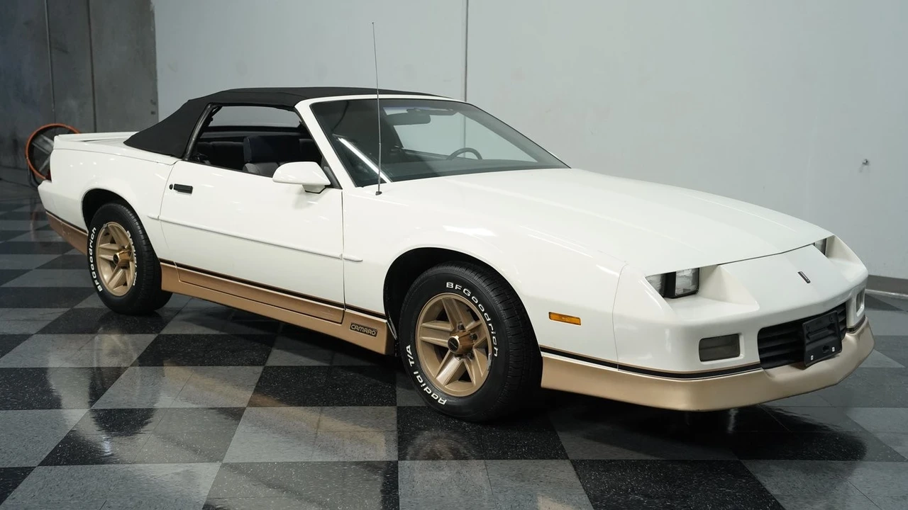 1988 Chevrolet Camaro 3rd Gen - Image 14 of 31