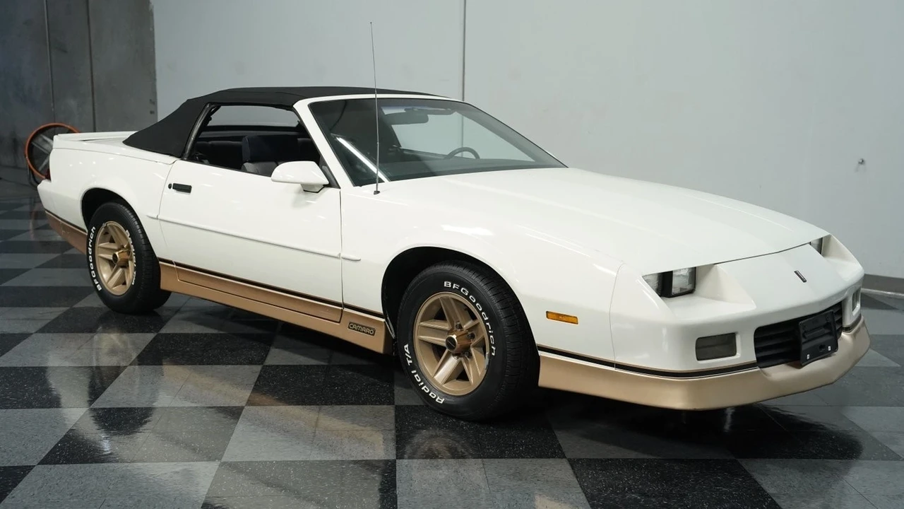 1988 Chevrolet Camaro 3rd Gen - Image 14 of 21