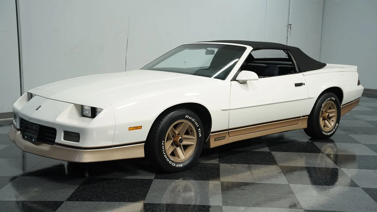 1988 Chevrolet Camaro 3rd Gen - Image 6 of 12