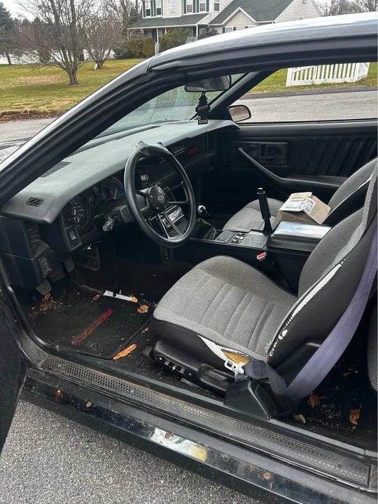 1988 Chevrolet Camaro - Image 6 of 15