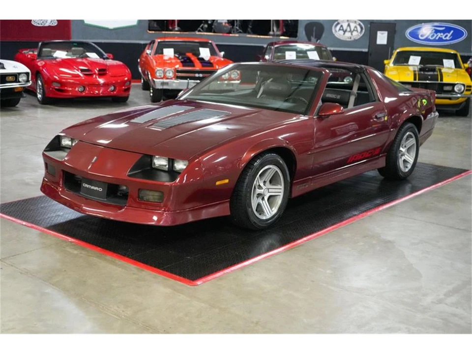 1988 Chevrolet Camaro IROC-Z & Z28 3rd Gen - Image 26 of 31