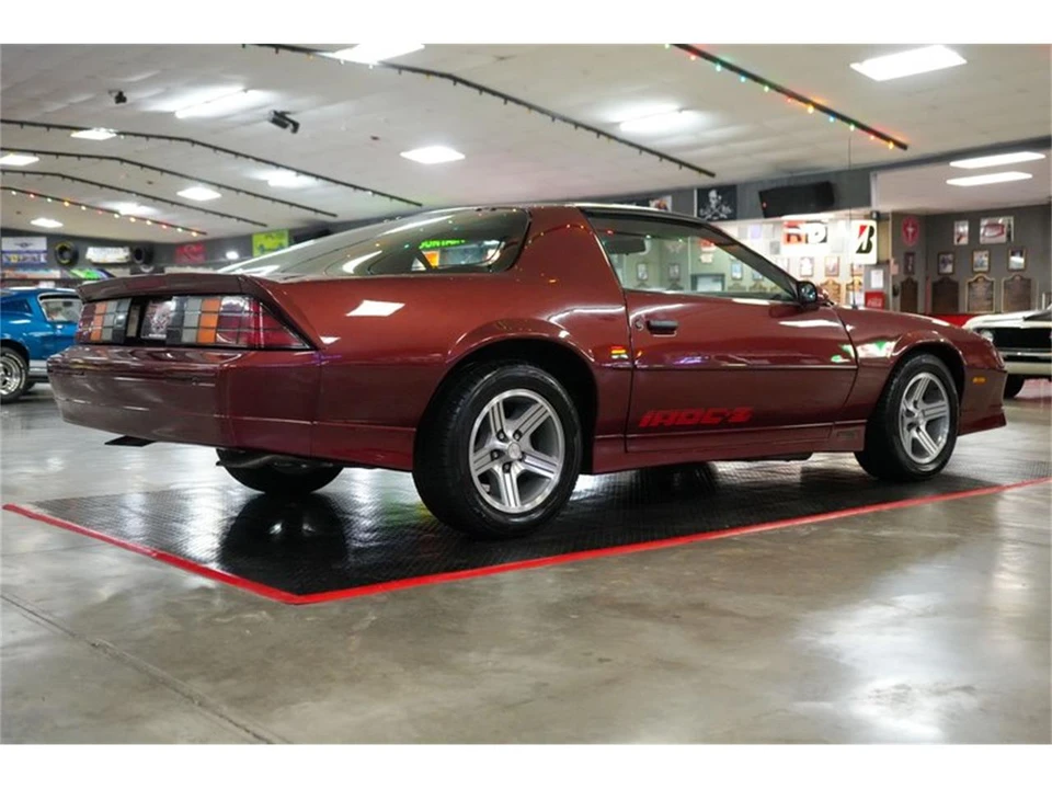 1988 Chevrolet Camaro IROC-Z & Z28 3rd Gen - Image 22 of 31