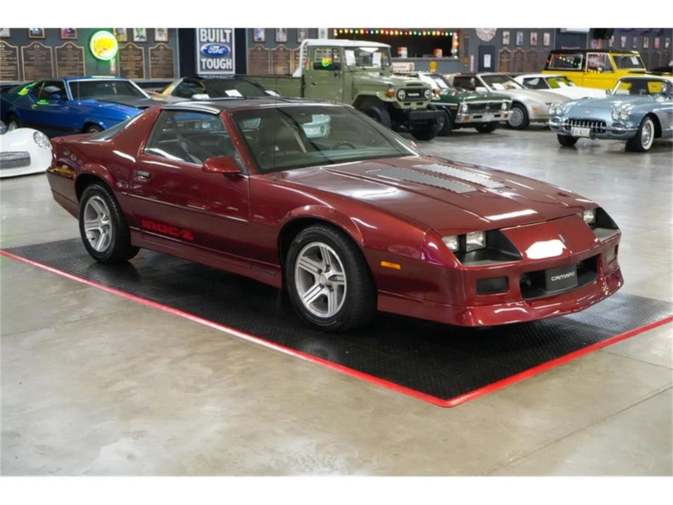 1988 Chevrolet Camaro IROC-Z & Z28 3rd Gen - Image 8 of 31