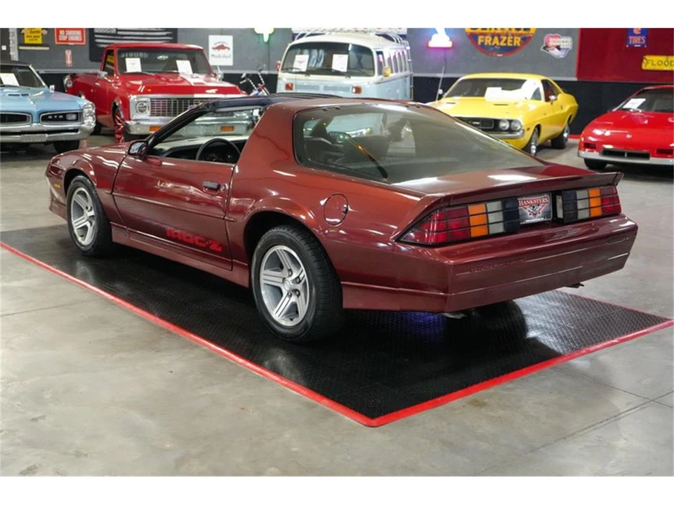 1988 Chevrolet Camaro IROC-Z & Z28 3rd Gen - Image 28 of 31