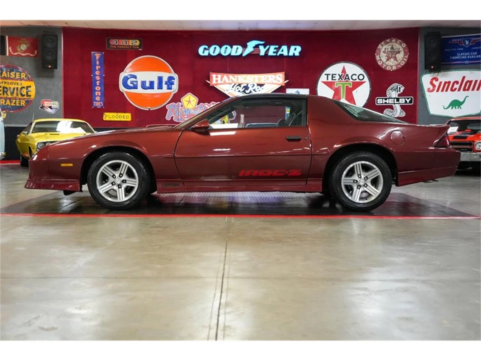 1988 Chevrolet Camaro IROC-Z & Z28 3rd Gen - Image 19 of 31