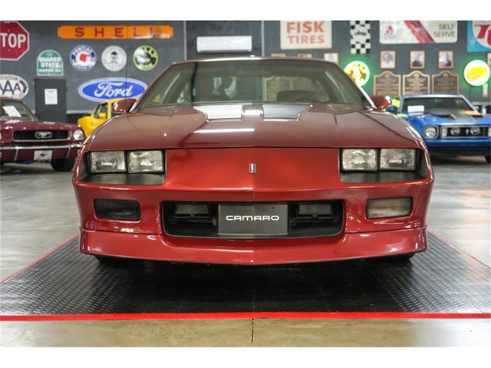 1988 Chevrolet Camaro IROC-Z & Z28 3rd Gen - Image 25 of 31