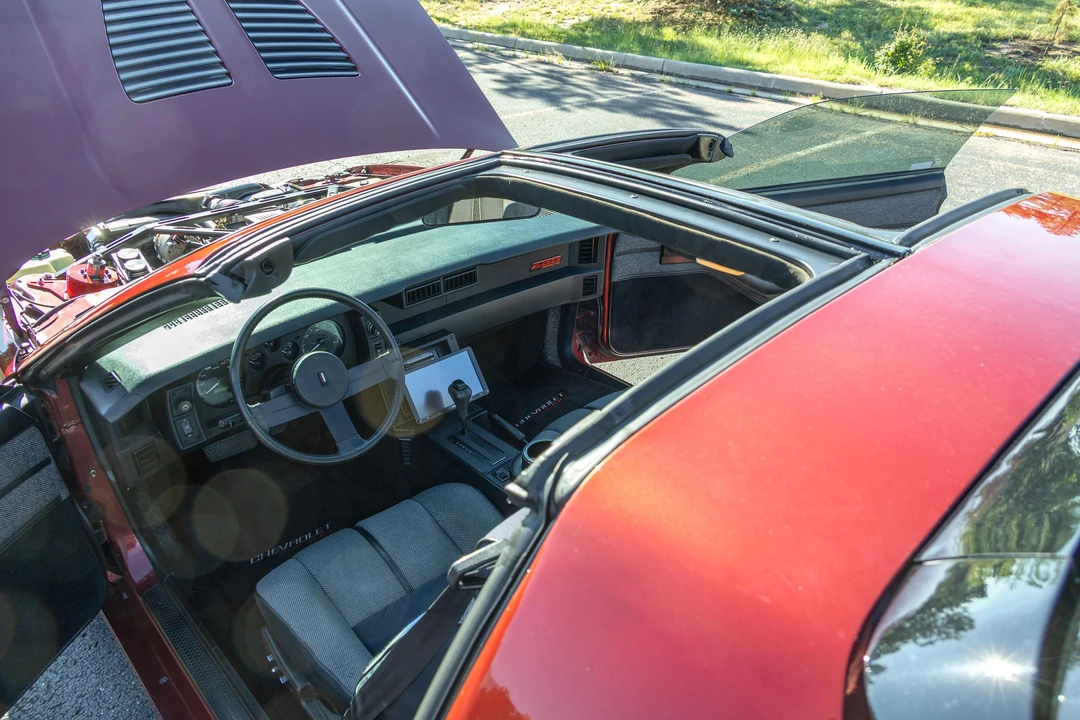 1988 Chevrolet Camaro IROC-Z & Z28 3rd Gen - Image 28 of 31